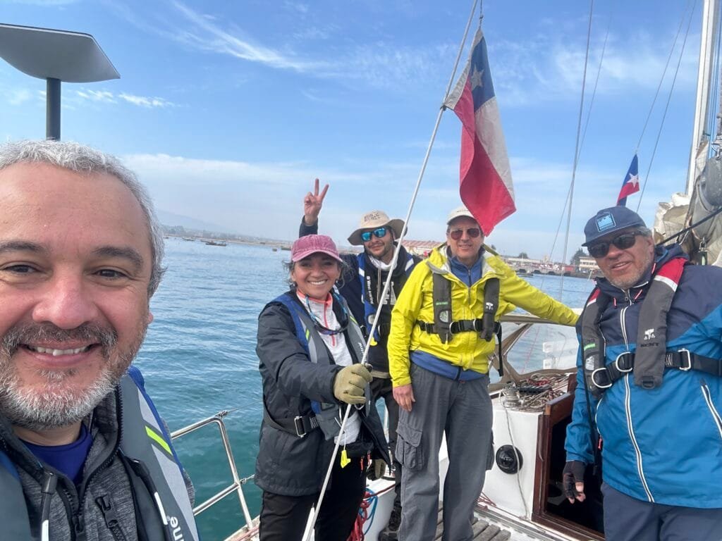Navegación a vela desde quintero a Horcón 2 Navegación a vela desde quintero a hórcon